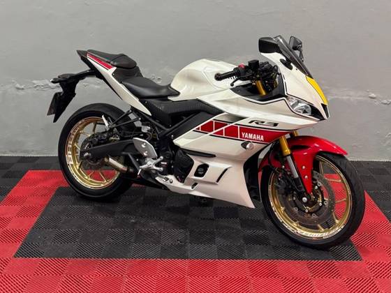 YAMAHA YZF R3 60th ANNIVERSARY ABS 